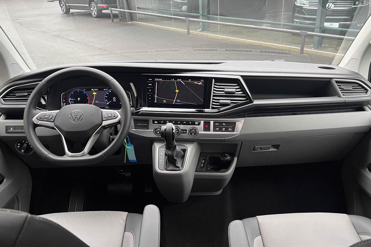 Volkswagen TRANSPORTER T6.1 2.0 TDI 204 PK DSG CARAVELLE L2H1 A-Deuren DUB/CAB ACC | LED | Leder | Apple Carplay/ Android Auto | Privacy glass |