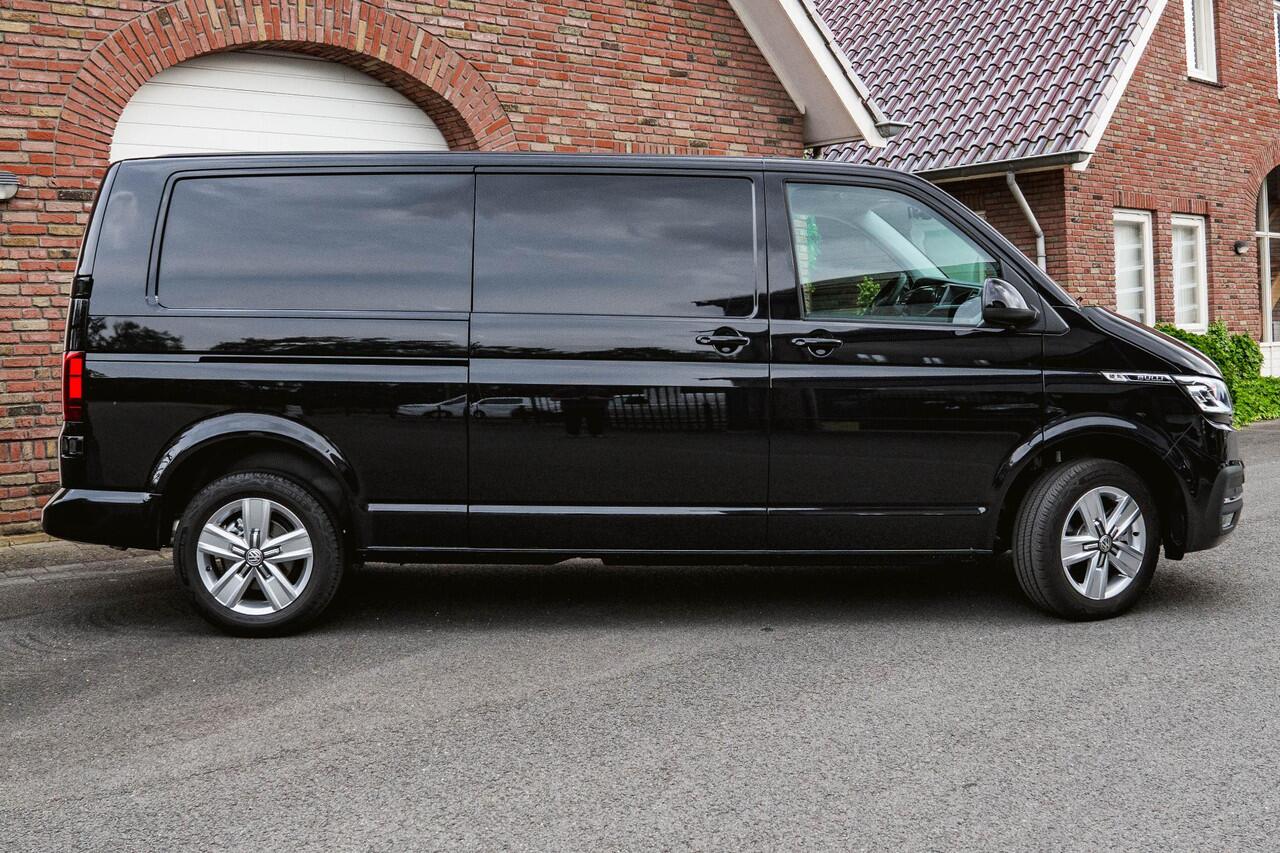 Volkswagen TRANSPORTER T6.1 2.0 TDI 204PK DSG L2H1 HIGHLINE ENK/CAB Standkachel | LED | ACC | 2x Schuifdeuren | Virtual cockpit |