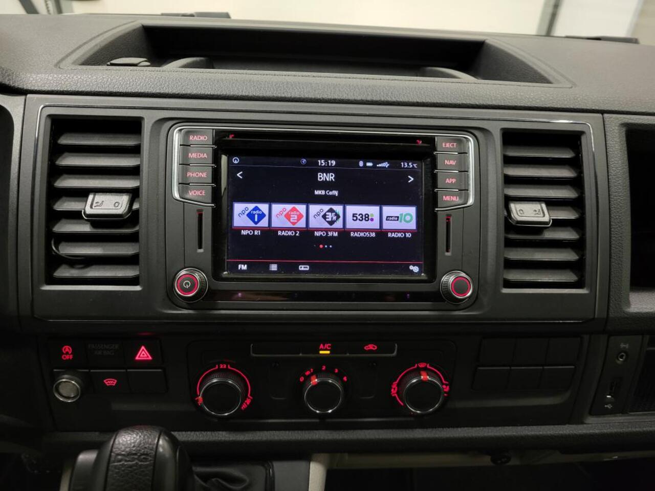 Volkswagen TRANSPORTER 2.0TDI 150pk L2/H2 Automaat Trekhaak Euro 6!