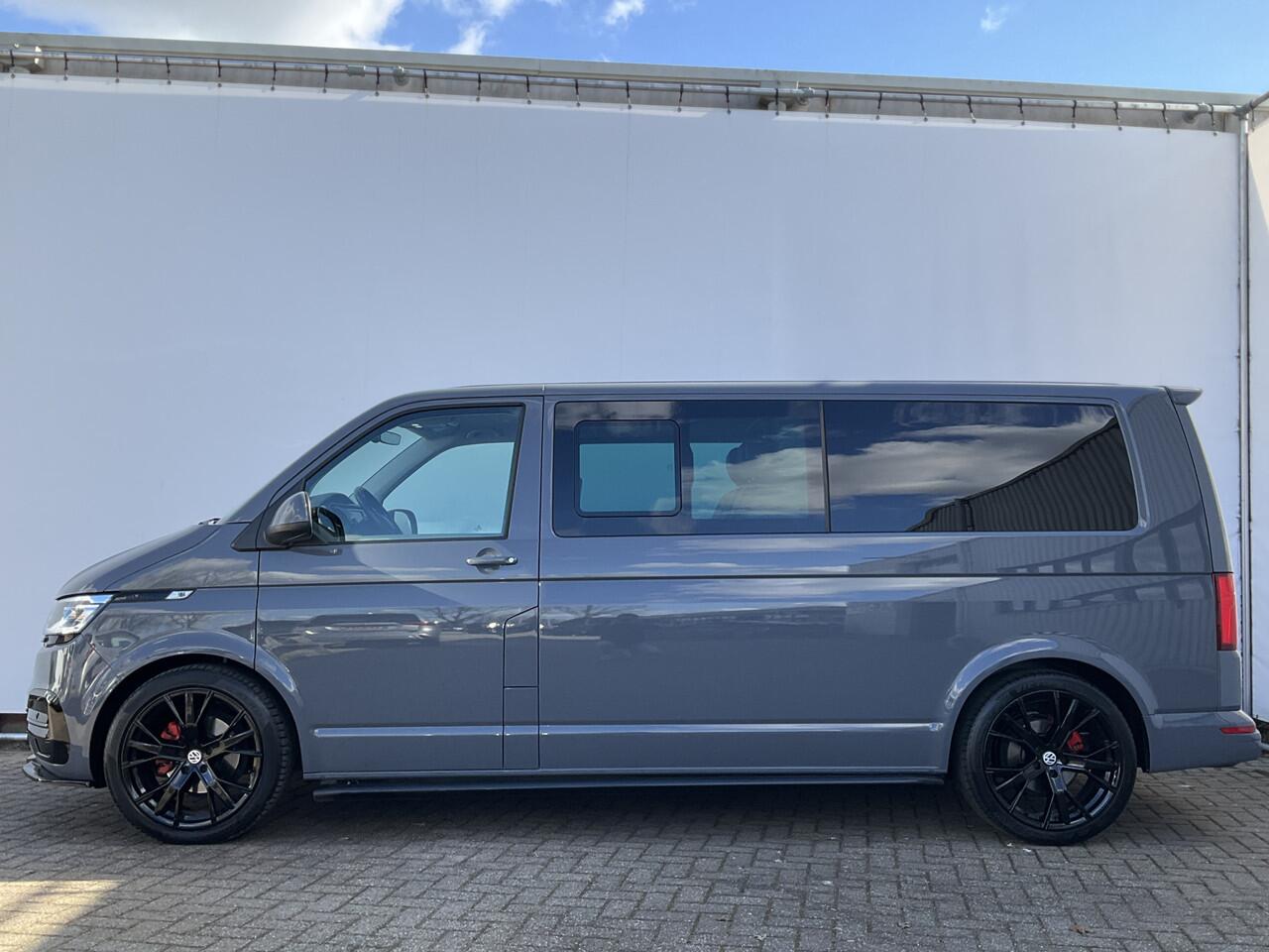 Volkswagen TRANSPORTER 6-Pers 2.0 TDI L2H1 DC Bulli Leer Cam Trekhaak Lang 6 Persoons Dubbele Cabine