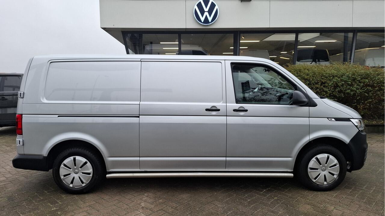 Volkswagen TRANSPORTER 6.1 - 2.0 TDI L2H1 28 Comfortline Trekhaak / PDC / Navigatie