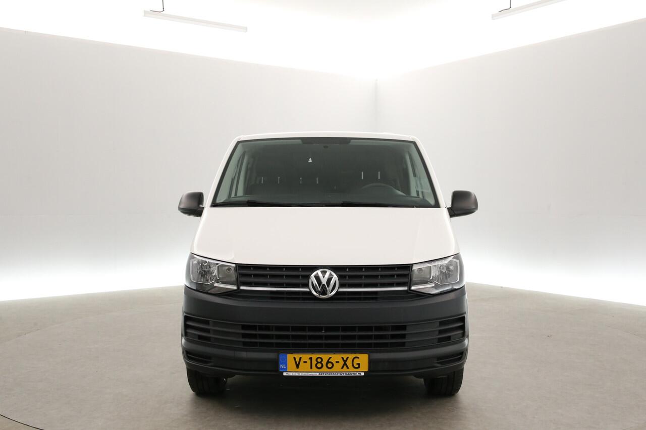 Volkswagen TRANSPORTER 2.0 TDI L2H1 | 140PK | DC | Airco | Trekhaak | Elektrpakket
