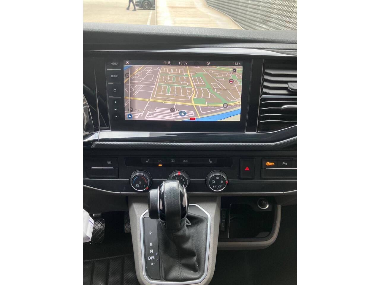 Volkswagen TRANSPORTER 2.0 TDI DSG L1H1 28 4Motion Bulli