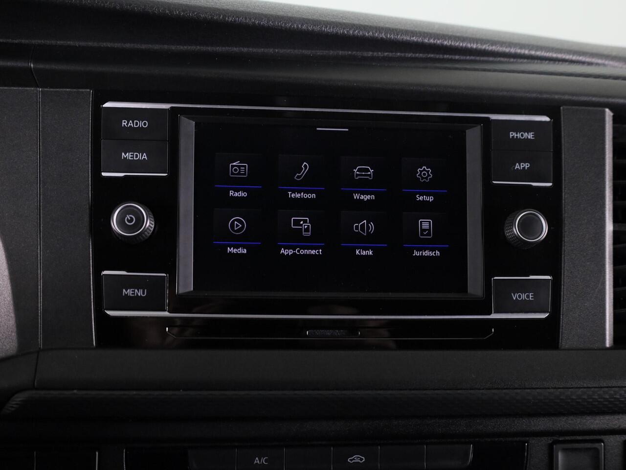 Volkswagen TRANSPORTER 2.0 TDI L2H3 28 110 pk | Verlengde garantie | Navigatie via App | Trekhaak | Parkeersensoren achter | Cruise control |