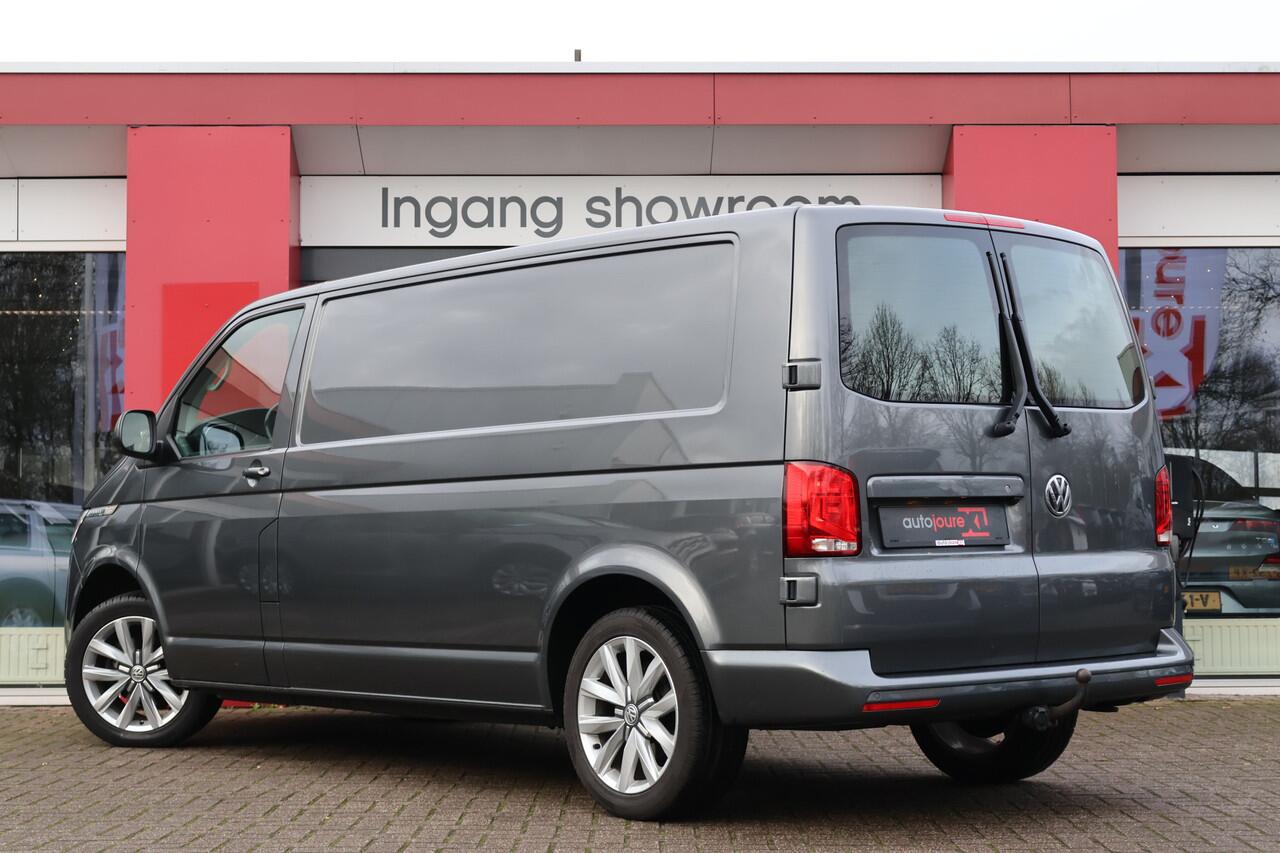 Volkswagen TRANSPORTER 2.0 TDI 150pk Automaat L2H1 Bulli | Leder | Virtual Cockpit | ACC | Camera | Trekhaak | Origineel NL |