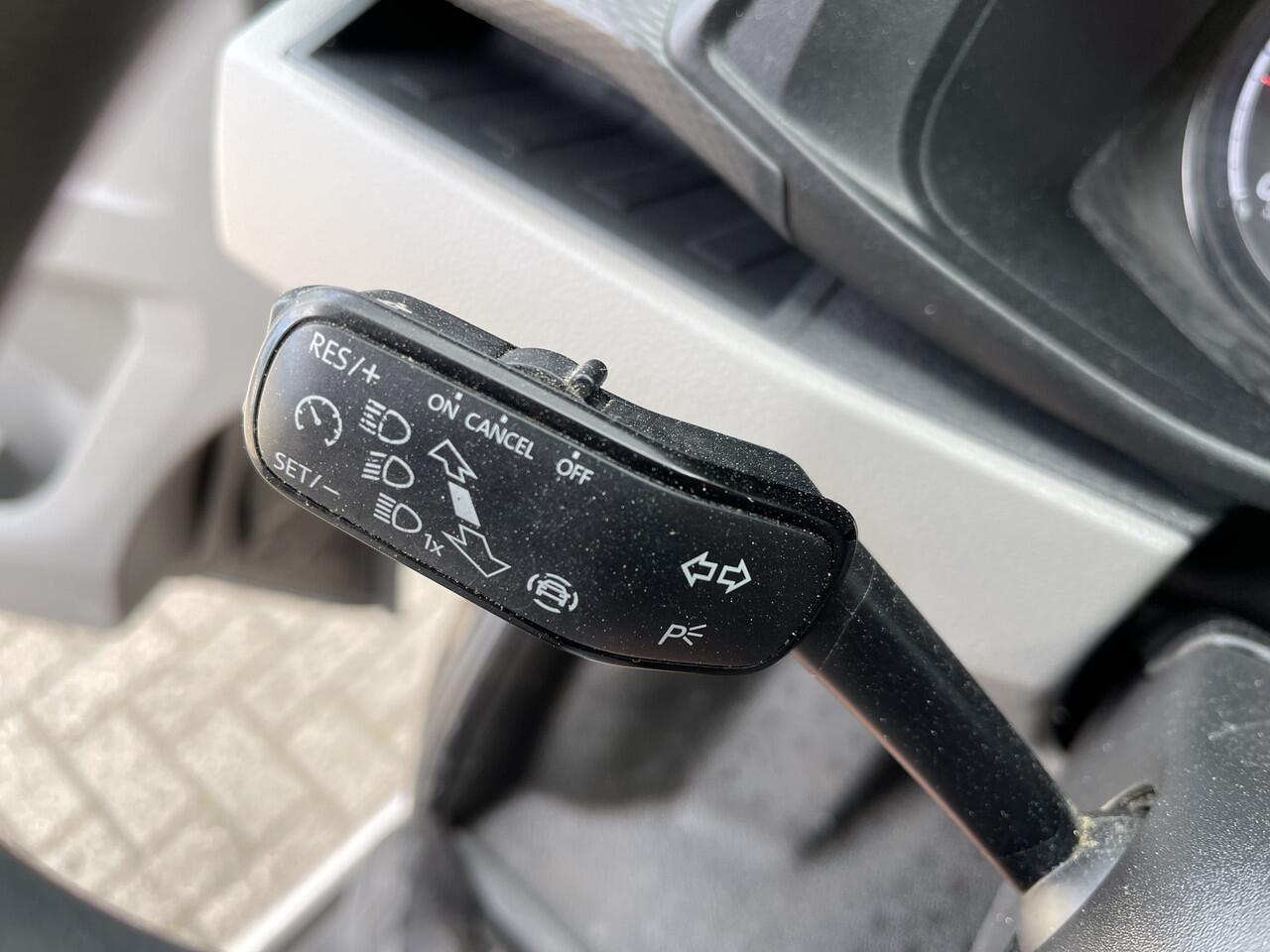 Volkswagen TRANSPORTER 2.0 TDI L1H1 26 Economy Business / vaste prijs rijklaar ¤ 20.950 ex btw / euro 6 diesel / bpm vrij / airco / cruise control / achteruit rijcamera / trekhaak / pdc achter