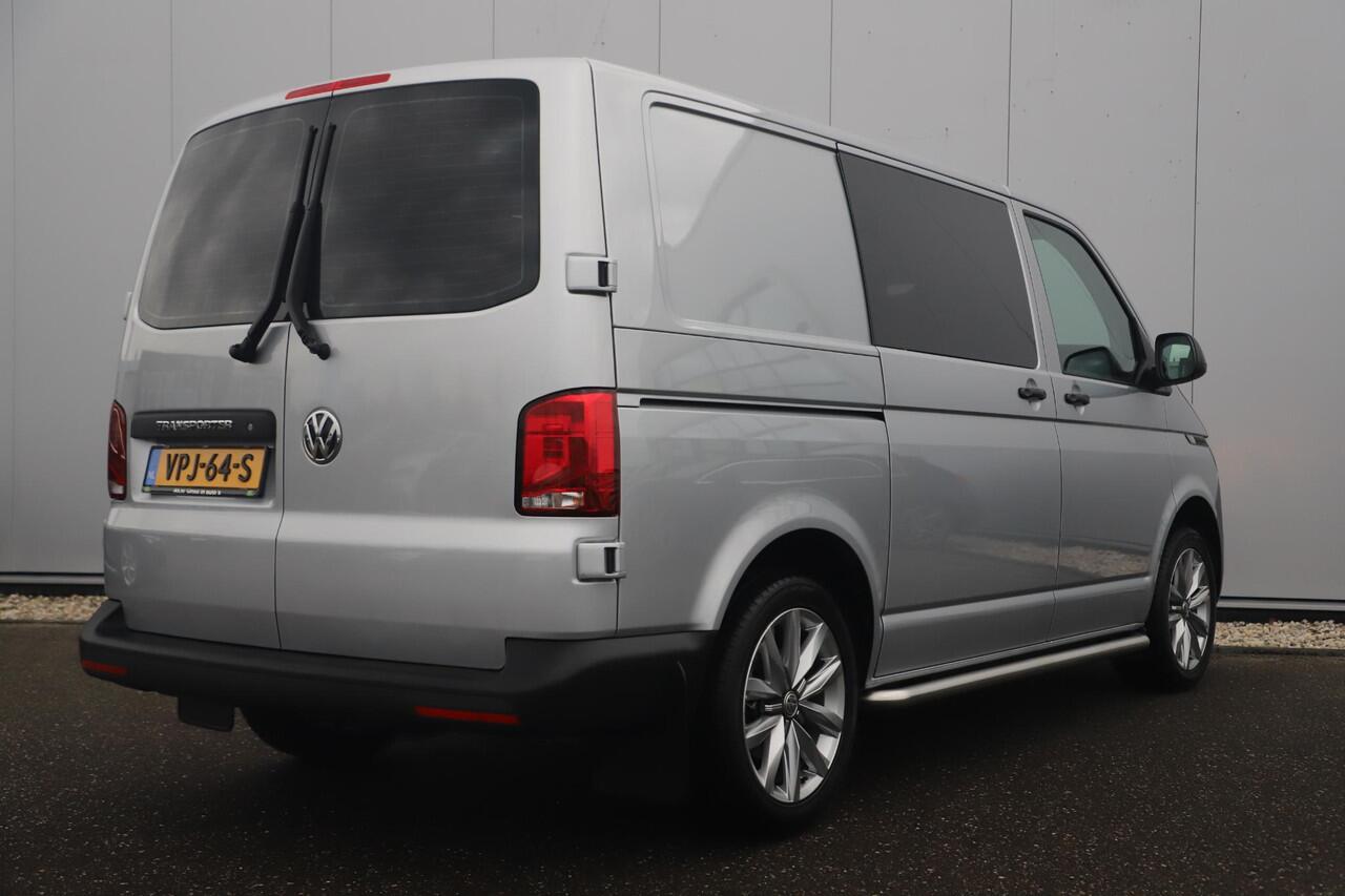 Volkswagen TRANSPORTER 2.0 TDI L1H1 110PK 18 inch Highline LMV Carplay Android Navigatie Airco Schuifdeur Achterdeuren