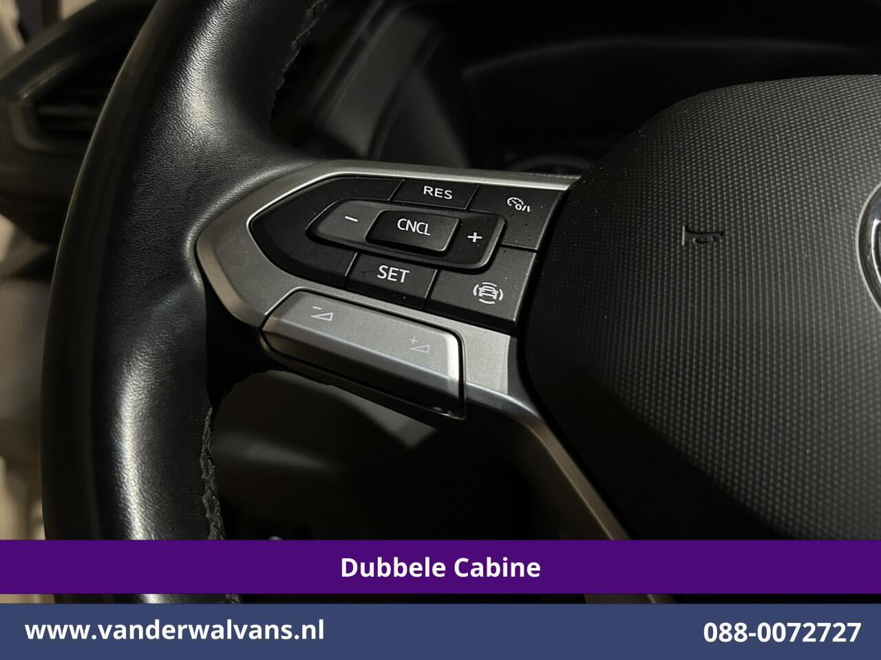 Volkswagen TRANSPORTER 2.0 TDI L2H1 Dubbele Cabine Euro6 Airco | 5-Zits | Navigatie | Trekhaak | Apple Carplay Android Auto, Cruisecontrol, Parkeersensoren