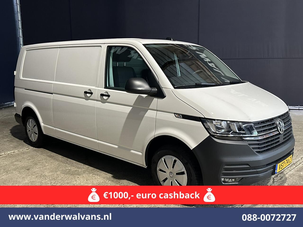 Volkswagen TRANSPORTER 2.0 TDI 150pk L2H1 Euro6 Airco | 2500kg Trekhaak | Apple Carplay | Android Auto Parkeersensoren, Cruisecontrol