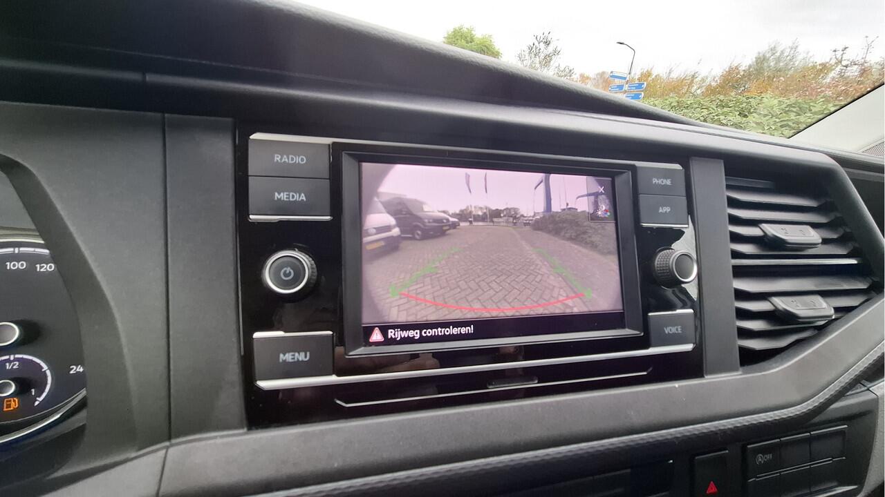 Volkswagen TRANSPORTER 6.1 - 2.0 TDI L2H1 28 Trend Edition 150 pk / Imperiaal / Navi by App / Camera