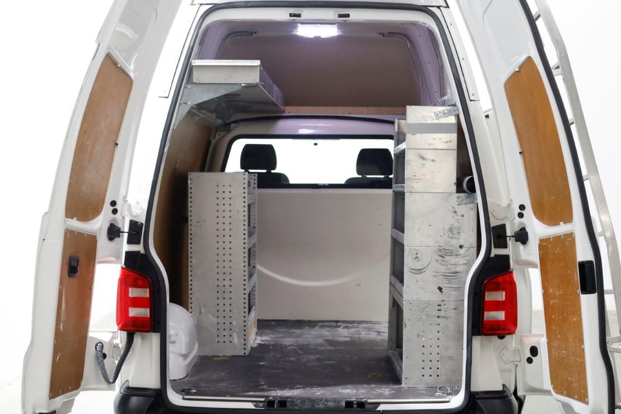 Volkswagen TRANSPORTER 2.0 TSI 150pk Benzine L2H3 Trendline Airco/Camera/Camper? BPM-VRIJ 03-2019