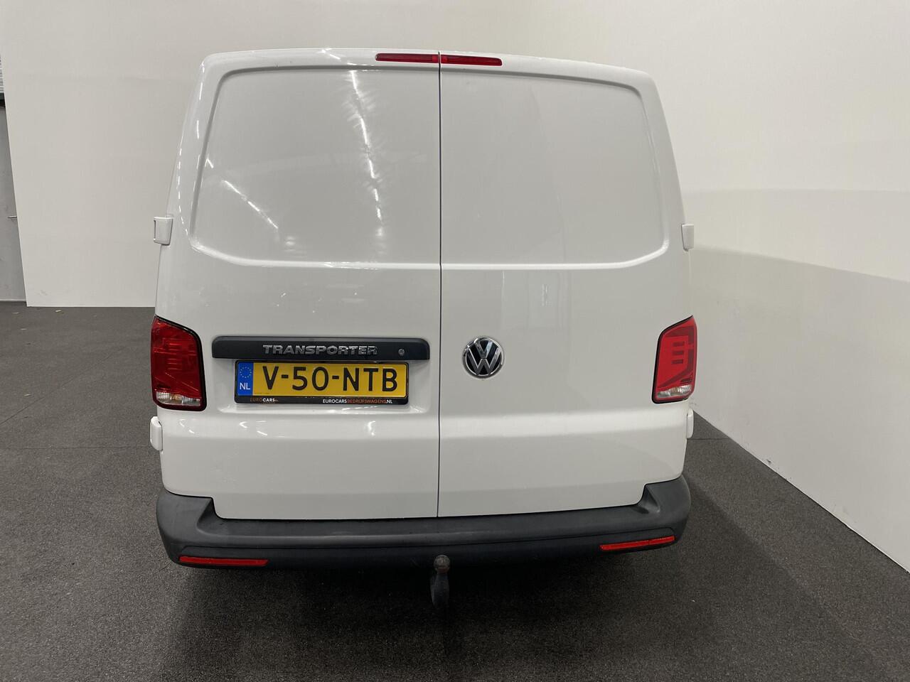 Volkswagen TRANSPORTER 2.0 TDI L2H1 Trendline Airco Cruise Control Trekhaak Regensensor