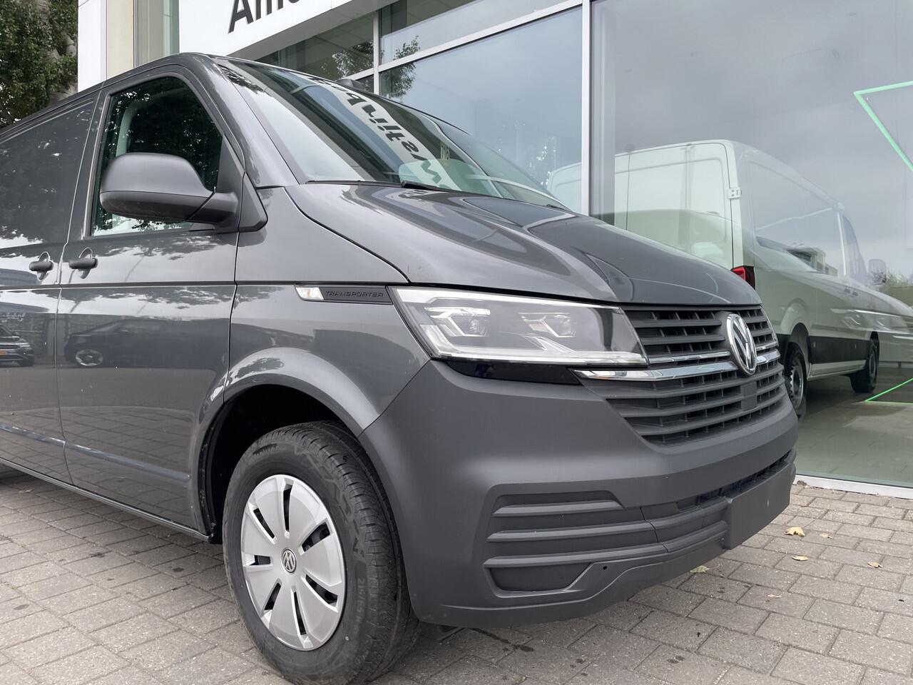 Volkswagen TRANSPORTER 2.0 TDI 150 pk L2H1 28 | App connect | PDC | Cruise | Handgeschakeld