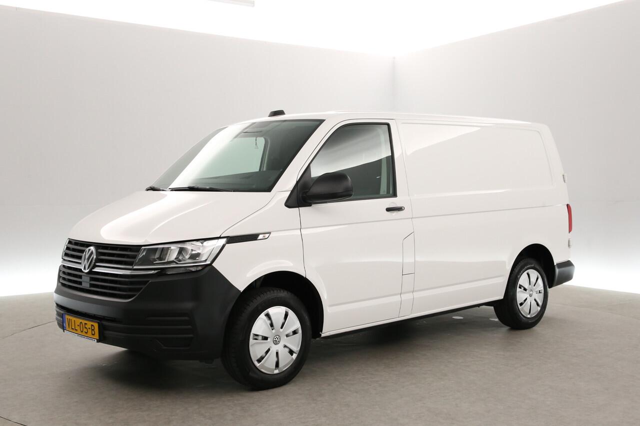 Volkswagen TRANSPORTER 2.0 TDI 140PK L1H1 | Airco | Cruise | Carplay | 3-Zits | Parkeersens.