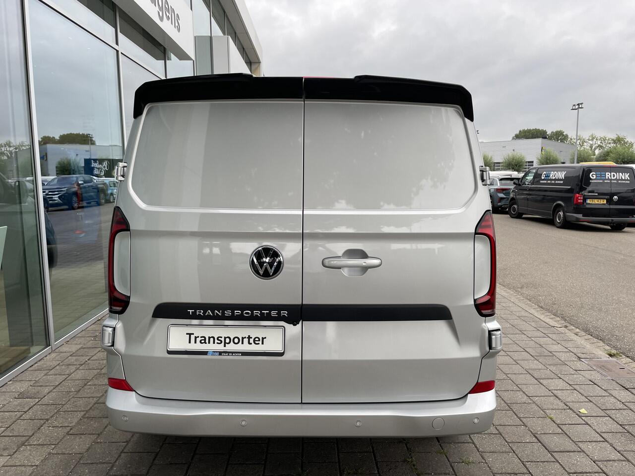 Volkswagen TRANSPORTER | 2.0 TDI 170 Pk Automaat | L2H1 Bulli | BPM vrij | IQ light | ACC | App connect | Styling pakket