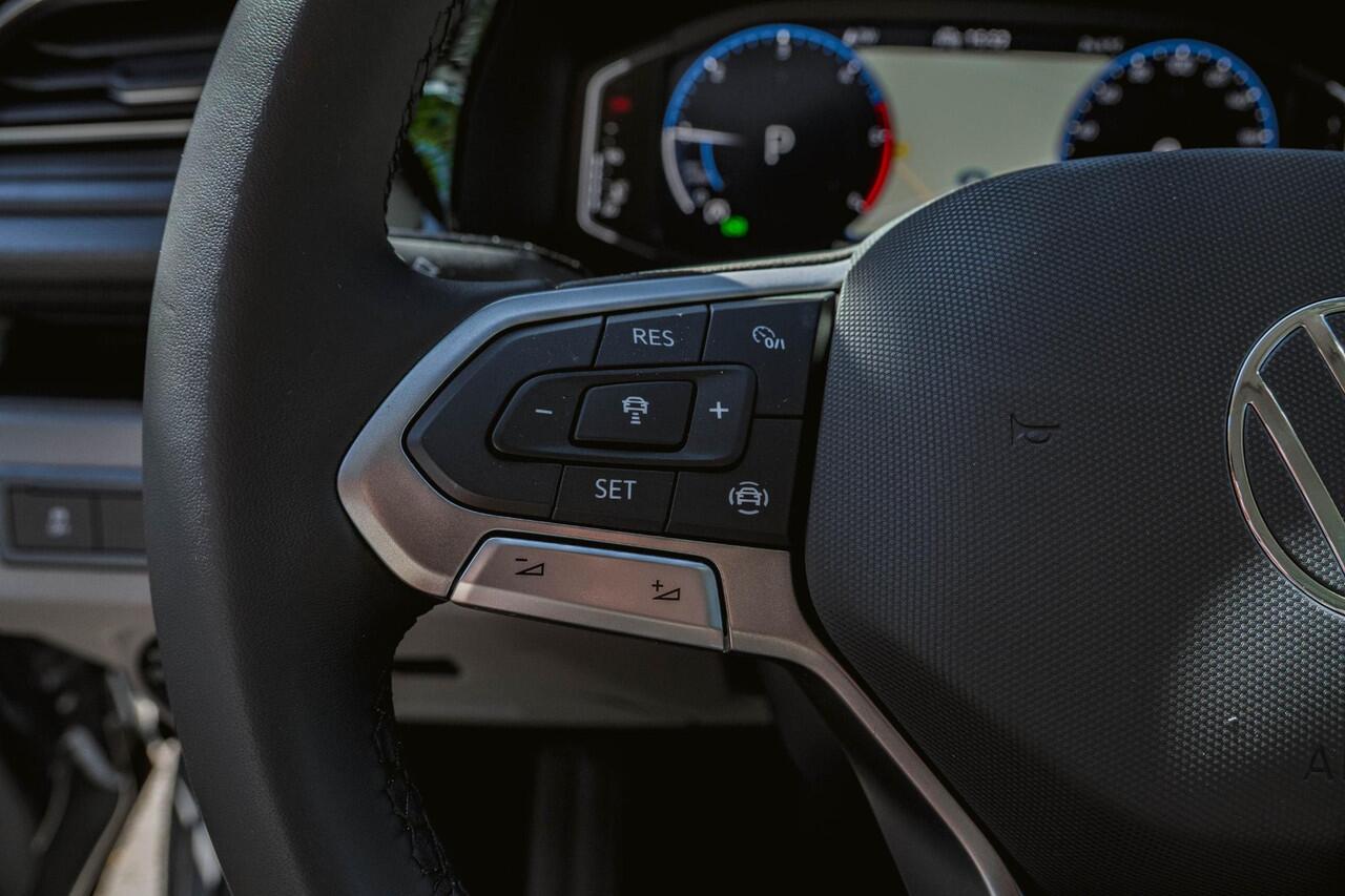 Volkswagen TRANSPORTER 2.0 TDI L2H1 150 PK DUB/CAB Caravelle T6.1 150 PK DSG DUB/CAB