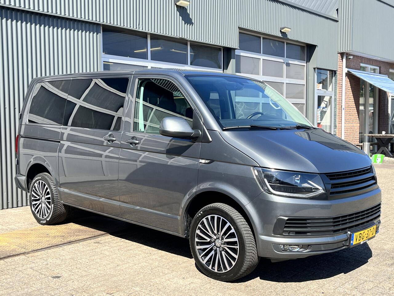 Volkswagen TRANSPORTER 2.0 TDI L1H1 DC Airco Cruise controle Telefoonverbinding Apple carplay Navigatiesysteem Stuurwielbediening Parkeersensoren schuifdeur Euro 6 DC 1e eigenaar Dealer onderhouden