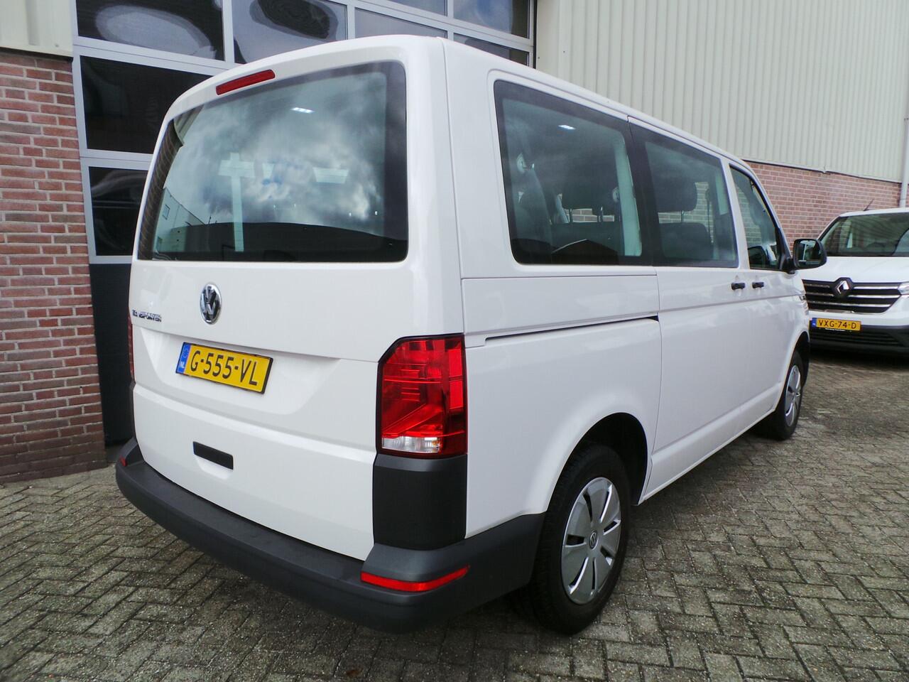 Volkswagen TRANSPORTER Kombi 2.0 TDI L1H1 9persoons Airco, 9 Personenbus 24,950ex btw. 2 stuks op voorraad!