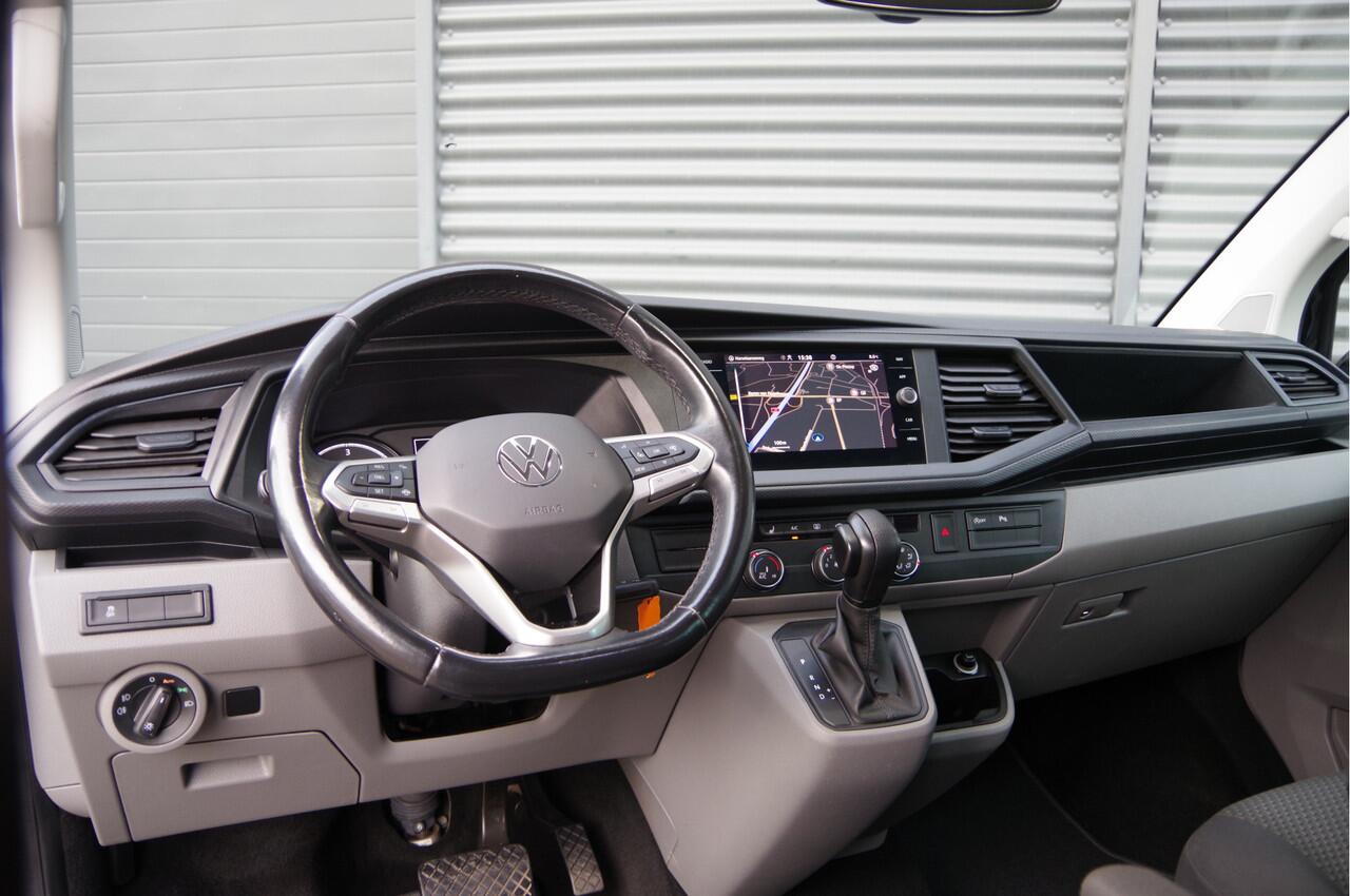 Volkswagen TRANSPORTER 2.0 TDI L2 150PK AUT. DC-5P, LED, 2X SCHUIFDEUR, TREKHAAK, NAVI, CRUISE, LEDER STUUR, PARKEERSENSOREN, MISTLAMPEN, DUBBELE CABINE