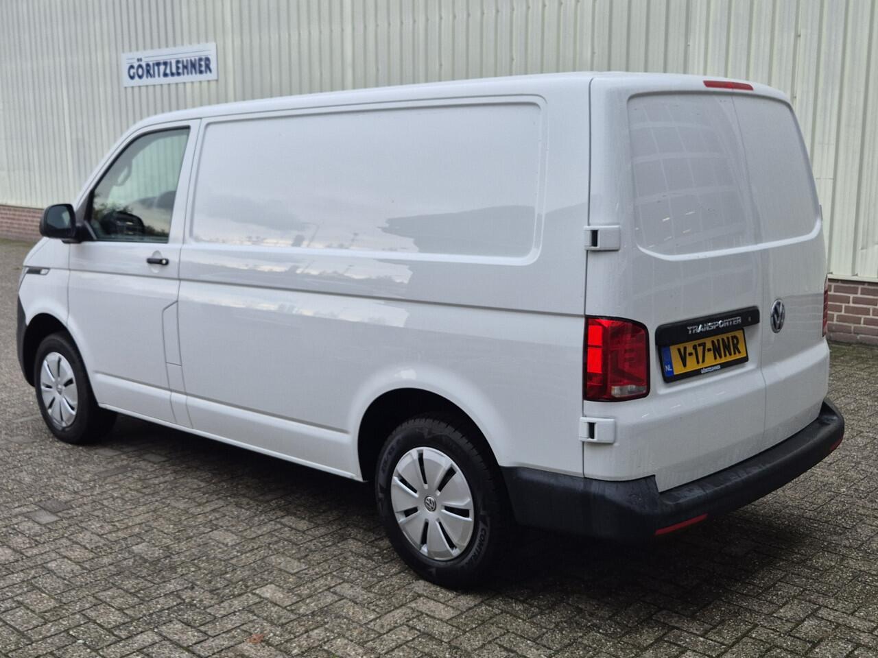 Volkswagen TRANSPORTER 2.0 TDI EU6 L1H1 28 | AIRCO | PDC |