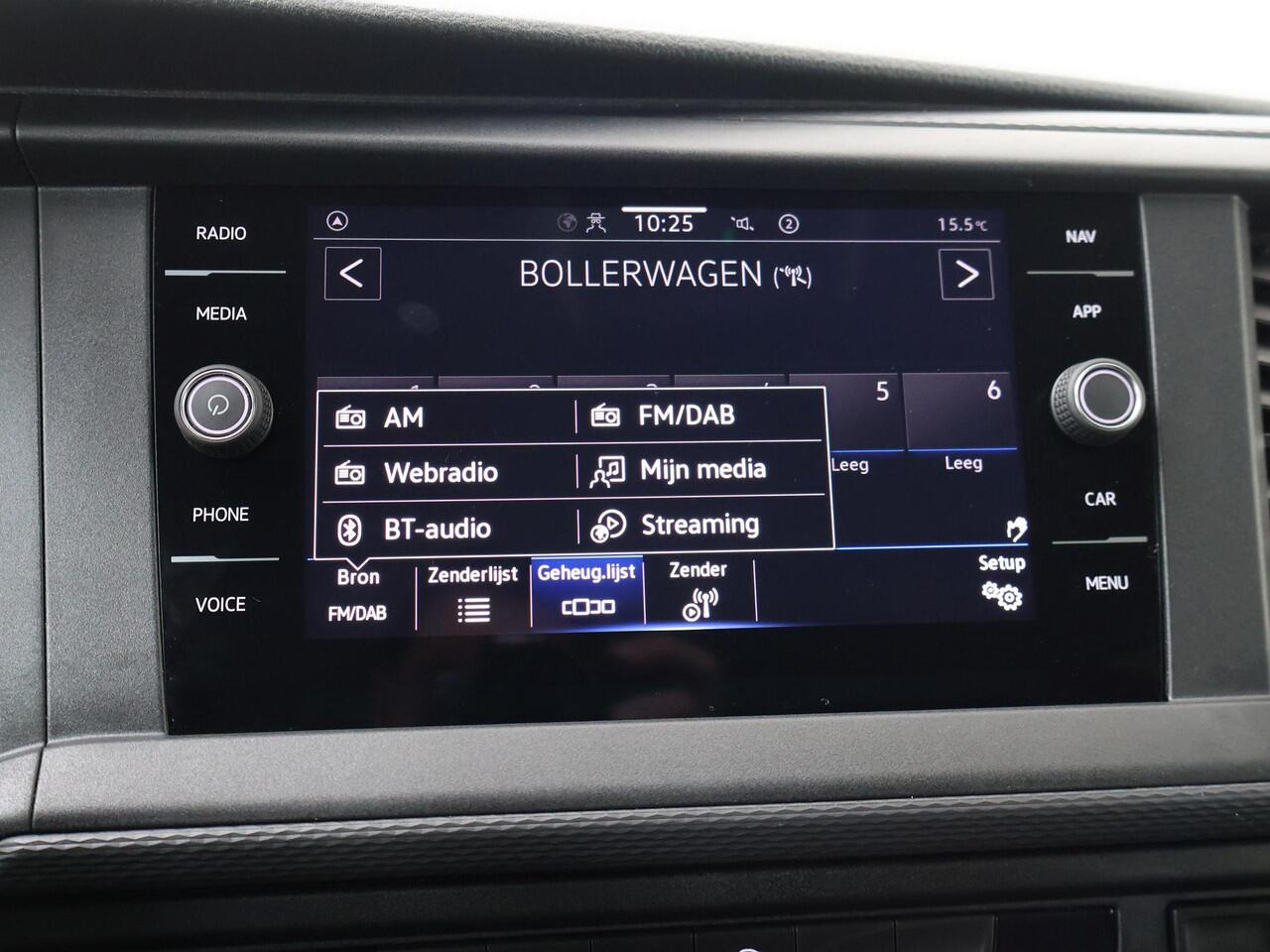 Volkswagen TRANSPORTER 2.0 TDI L2H1 30 DC Highline | 150 PK | Automaat | Dubbele Cabine | Trekhaak | Navigatiesysteem |