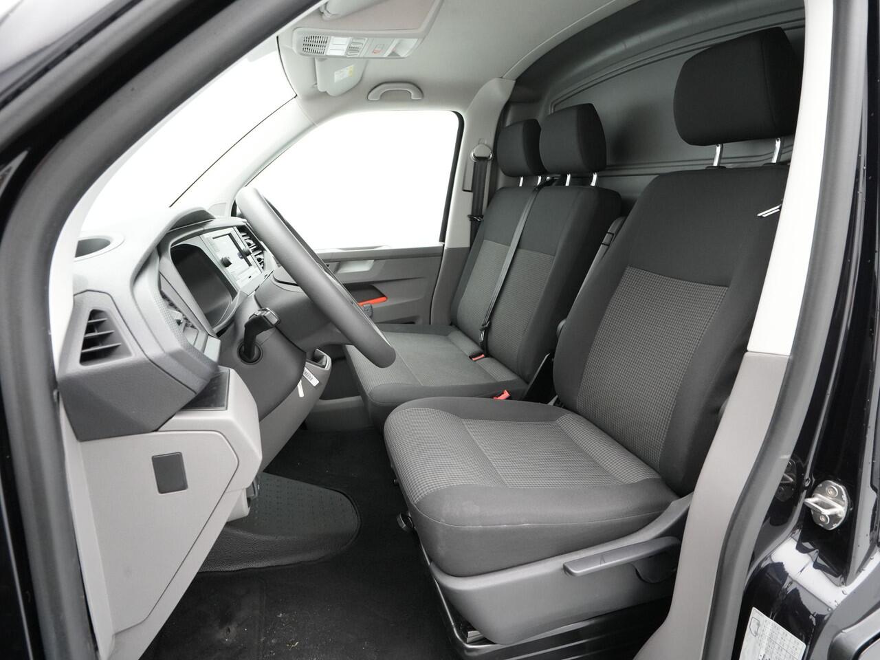 Volkswagen TRANSPORTER 2.0 TDI L1H1 26 Economy Business Navi via App Pdc Airco Cruise