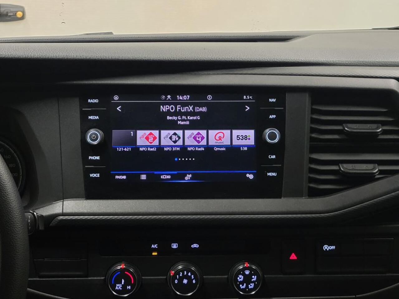 Volkswagen TRANSPORTER 2.0TDI L2/H1 Dubbele Cabine Euro 6!