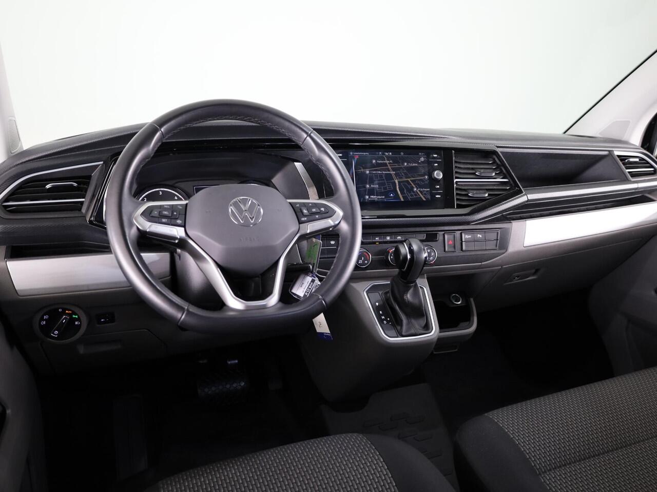 Volkswagen TRANSPORTER 2.0 TDI L2H1 30 DC Highline 150 PK DSG | 50% korting op pakket | Verlengde garantie | Navigatie | Trekhaak | Luxe dubbelcabine |