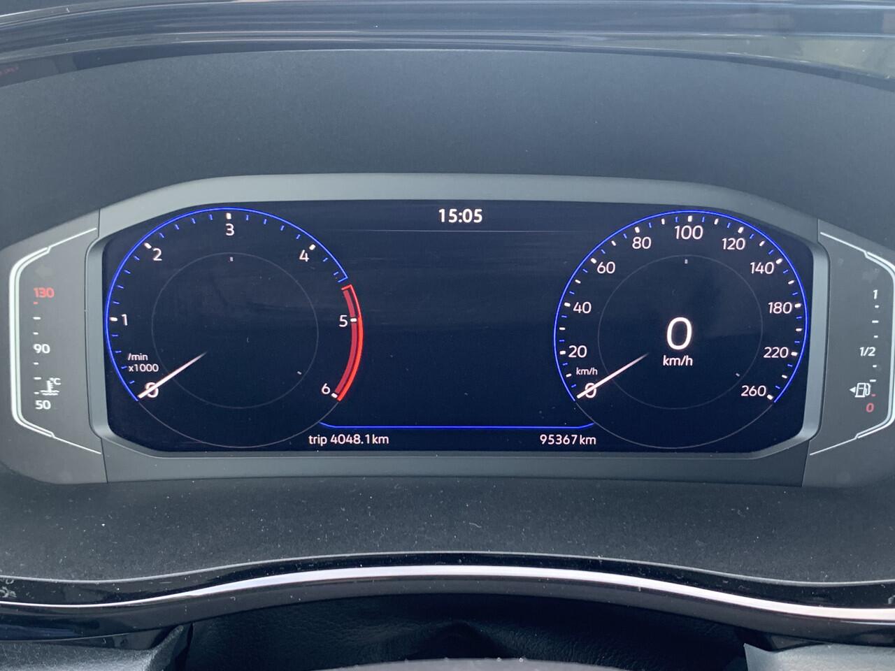 Volkswagen TRANSPORTER 2.0 TDI L2H1 32 DC Bulli 204PK LEER / CAMERA / TV / AUTOMAAT / ETC ETC