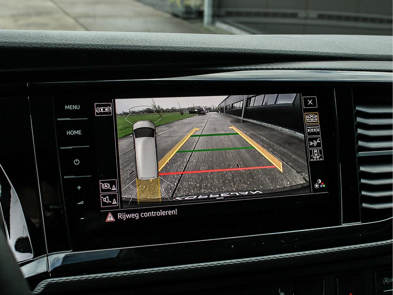 Volkswagen TRANSPORTER 2.0 TDI 204PK DSG Bulli Dubbele Cabine | BPM VRIJ! | 2X SCHUIFDEUR MET SLUITHULP | ACC | STOELVERWARMING | DIGITALE COCKPIT |