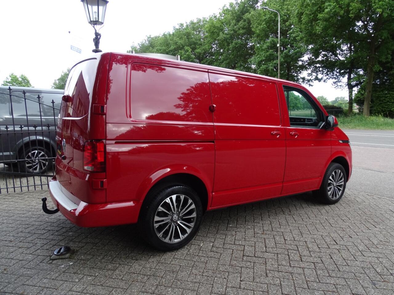 Volkswagen TRANSPORTER 2.0 TDI L1H1 Highl.NAVI DAB Bpm VRIJ 1e eig