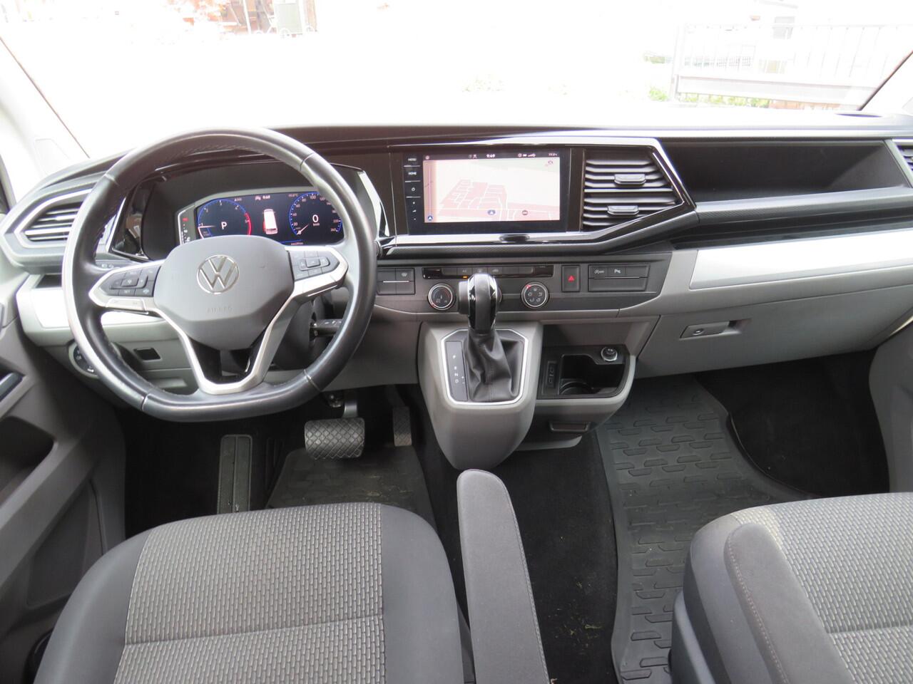 Volkswagen TRANSPORTER 2.0 TDI 150Pk Automaat L2H1 DC Bulli T6.1 * 2x Schuifdeur L+R * Camera * Trekhaak * Led Koplampen * ACC * Dubbele Cabine