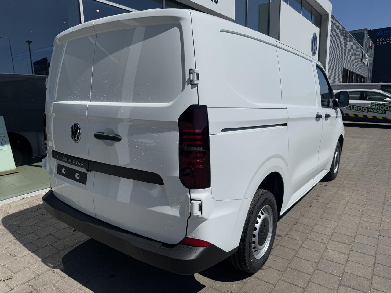 Volkswagen TRANSPORTER 2.0 TDI L1H1 28 Life 150pk handgeschakeld **BPM vrij**