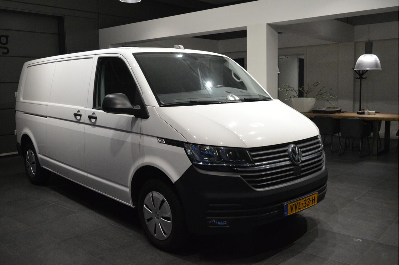 Volkswagen TRANSPORTER 2.0 TDI L2H1 navi airco cruise pdc trekhaak 110 pk !!