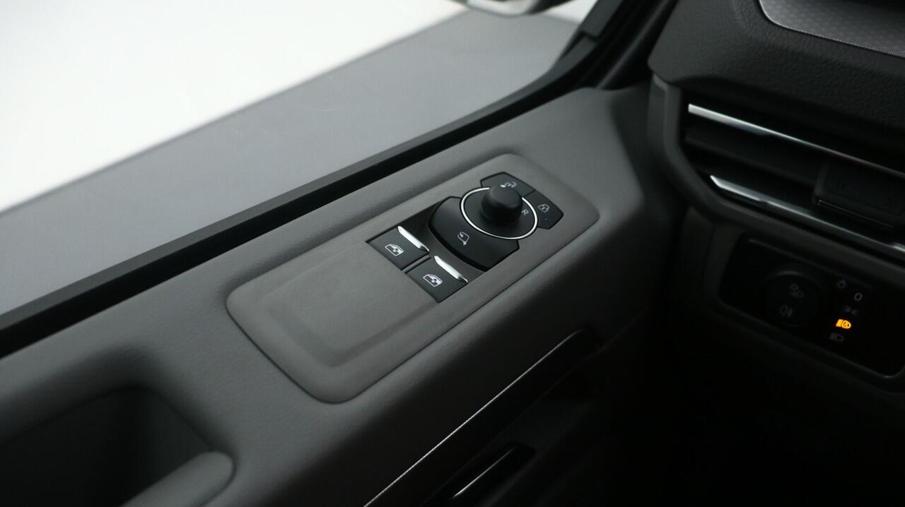 Volkswagen TRANSPORTER L1H1 2.0 TDI 110kW 150PK Automaat 2.8T Bulli-Intro / Direct leverbaar / BPM-vrij