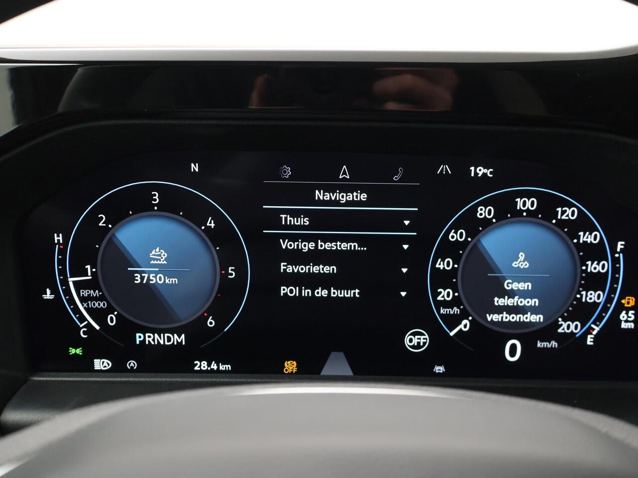 Volkswagen TRANSPORTER 2.0 TDI L1H1 28 Bulli 150Pk Automaat 8-Traps | BPM-vrij | 2x Comfortstoelen + Armleuningen | Navigatie Apple Carplay / Android Auto | Parkeersensoren Voor + Achter + Achteruitrijcamera