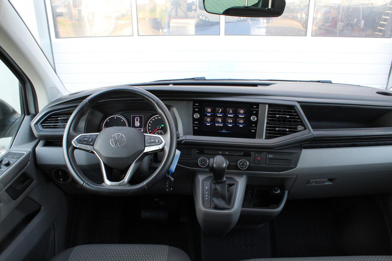 Volkswagen TRANSPORTER 2.0 TDI L2H1 32 DC > 6-persoons/Dubbel cabine/Automaat/Trekhaak