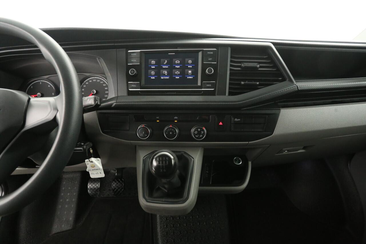 Volkswagen TRANSPORTER 2.0 TDI 140PK L1H1 | Airco | Cruise | Carplay | 3-Zits | Parkeersens.