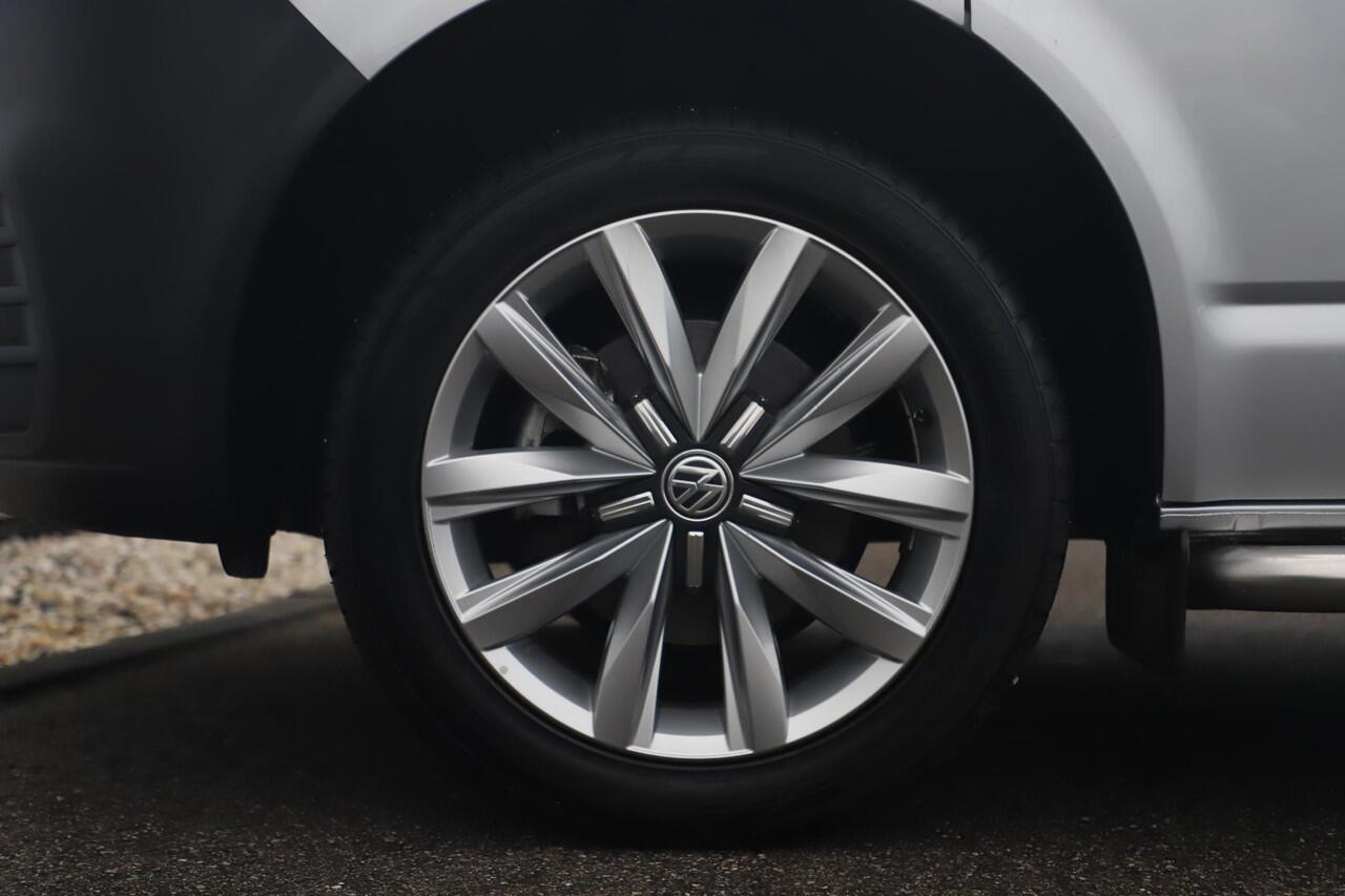 Volkswagen TRANSPORTER 2.0 TDI L1H1 110PK 18 inch Highline LMV Carplay Android Navigatie Airco Schuifdeur Achterdeuren