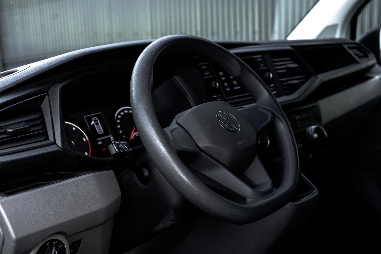 Volkswagen TRANSPORTER T6.1 2.0TDI | L2H1 | Airco | Cruise | Trekhaak