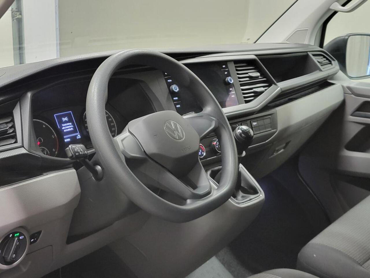 Volkswagen TRANSPORTER 2.0TDI L2/H1 Dubbele Cabine Euro 6!