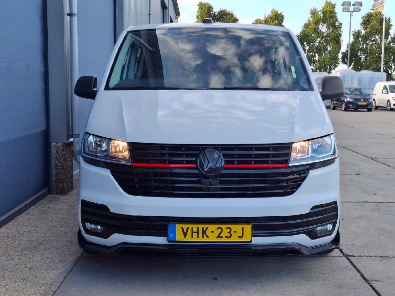 Volkswagen TRANSPORTER 2.0 TDI L2H1 30 DC VERLAAGD / SPOILERS IN KLEUR / AIRCO / CRUISE / DUBBEL CABINE