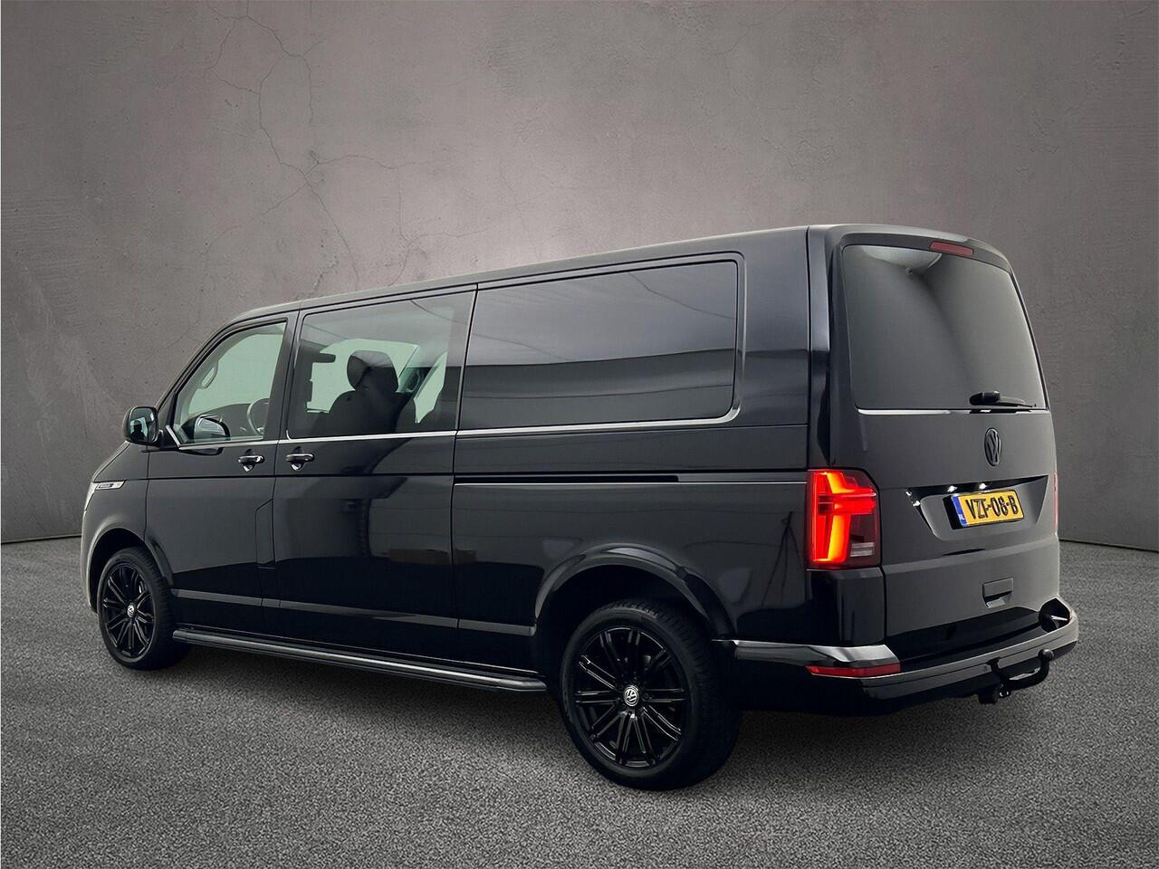 Volkswagen TRANSPORTER 2.0 TDI 150PK DSG DC L2 Bulli 75-Edition | Leder | Stoelverwarming | ACC | 2x schuifdeur | Navigatie | Trekhaak