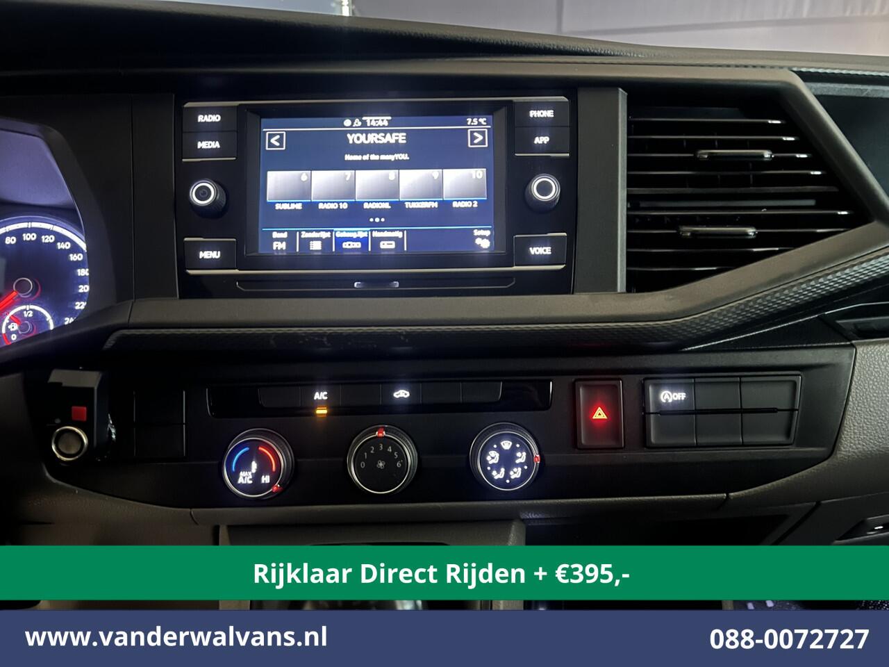 Volkswagen TRANSPORTER 2.0 TDI 111pk L1H1 Euro6 *Rijklaar Direct Rijden* Airco | Camera | Apple Carplay | Android Auto | Cruisecontrol Trekhaak, Parkeersensoren