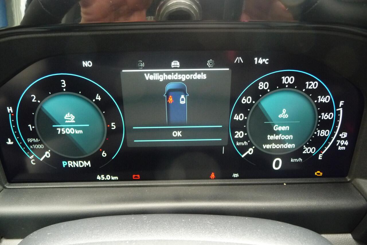 Volkswagen TRANSPORTER 2.0 TDI L2H1 30 Bulli Autm 170 pk Nieuw model BPM vrij