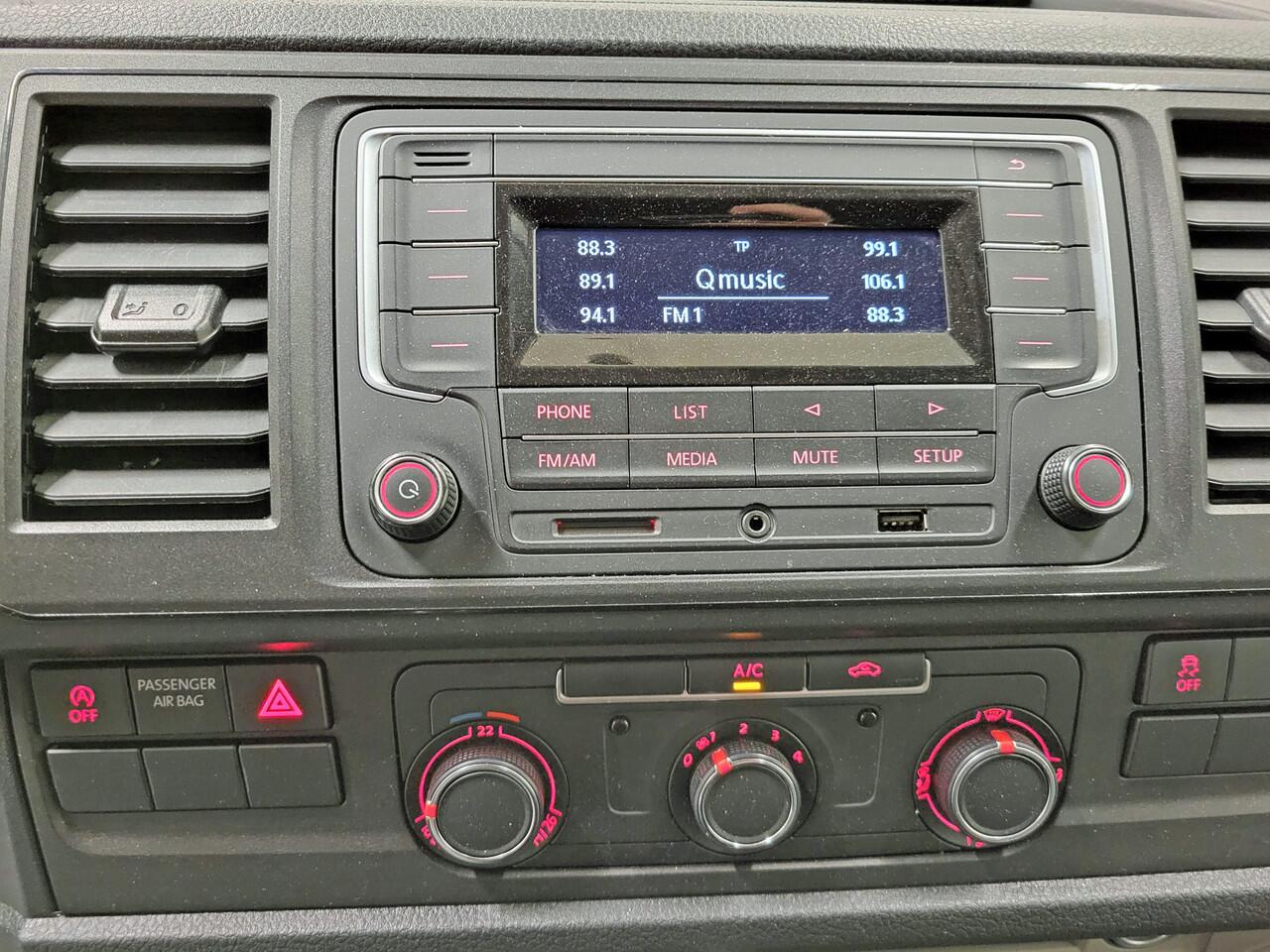 Volkswagen TRANSPORTER 2.0TDI L2/H1 Dubbele cabine Euro 6!