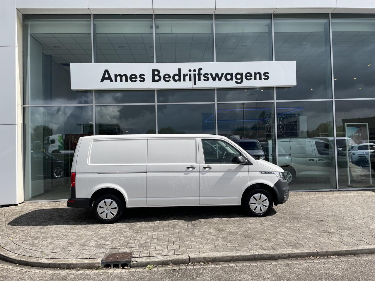 Volkswagen TRANSPORTER 2.0 TDI L2H 28 150PK Hand 3 zits | Achterklep met ruit | Cruise control