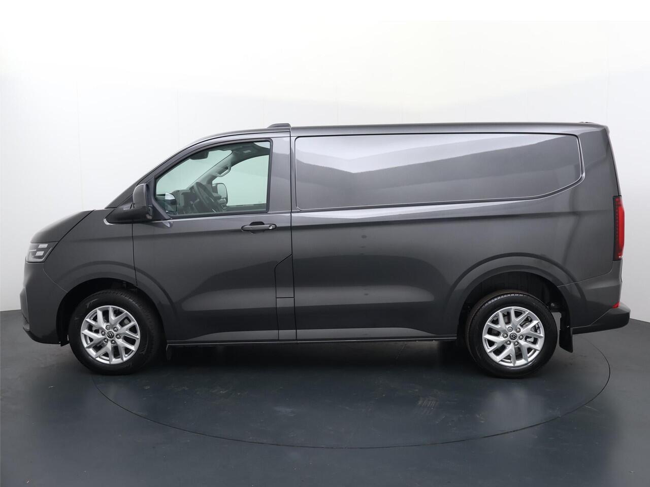 Volkswagen TRANSPORTER 2.0 TDI L1H1 28 Bulli 150Pk Automaat 8-Traps | BPM-vrij | 2x Comfortstoelen + Armleuningen | Navigatie Apple Carplay / Android Auto | Parkeersensoren Voor + Achter + Achteruitrijcamera