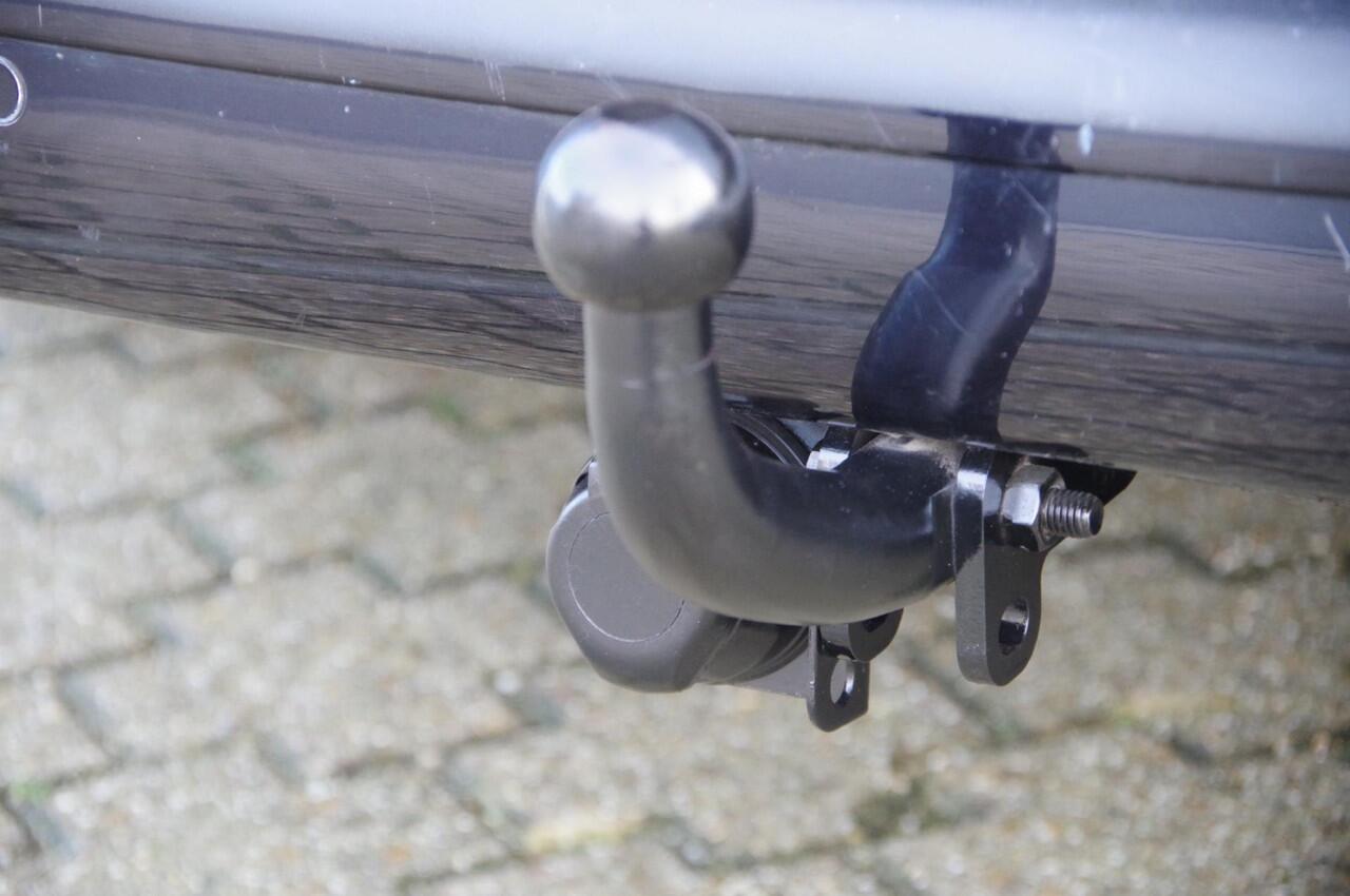 Volkswagen TRANSPORTER 2.0 TDI BULLI L2 150PK AUT. LED, LEDER, VIRTUAL, ADAPT. CRUISE, CAMERA, NAVI, AIRCO, PDC, APPLE CARPLAY