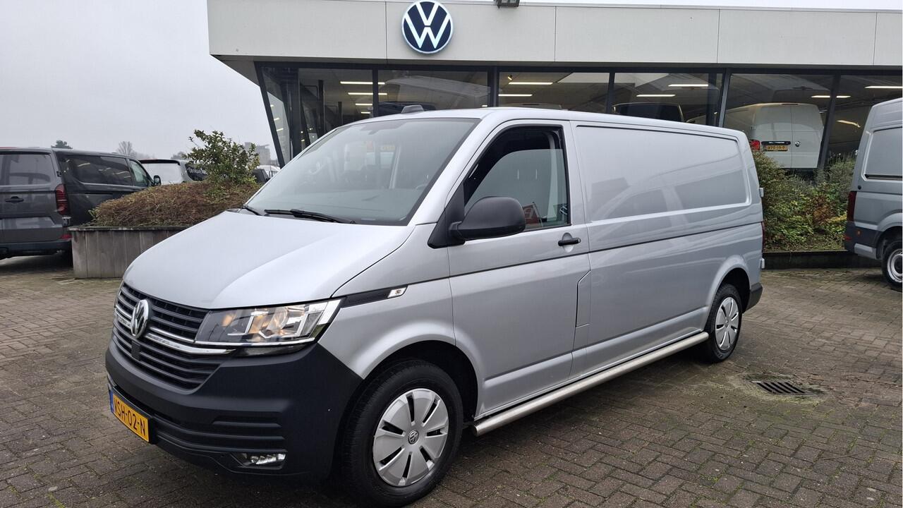 Volkswagen TRANSPORTER 6.1 - 2.0 TDI L2H1 28 Comfortline Trekhaak / PDC / Navigatie